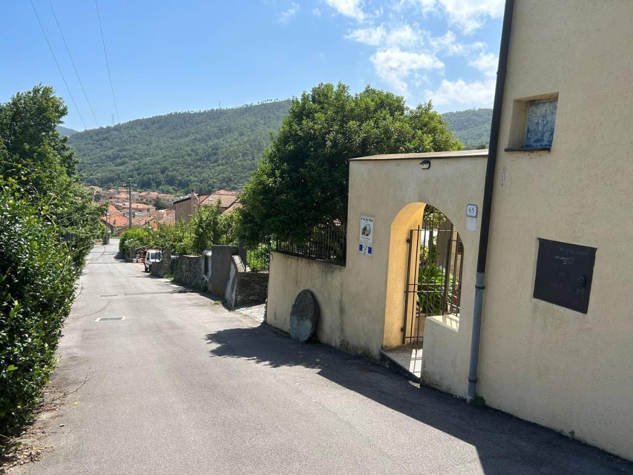 A Ca' Du Risso - Appartamento - Sea & Outdoor For Families, Bikers And Climbers Calice Ligure Exterior photo